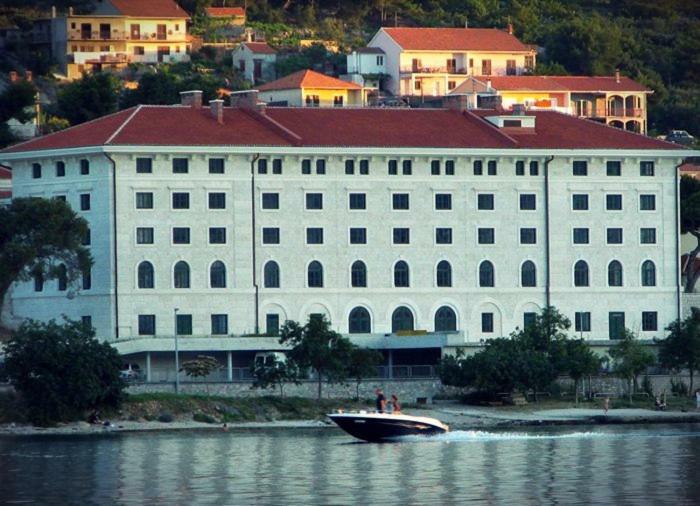 Apartment Karlo Antonio Trogir